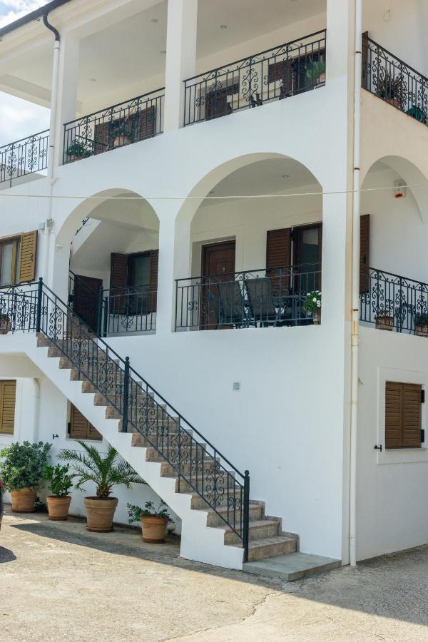 Ferienwohnung Katerina & Elia'S Family House Leonídion Exterior foto
